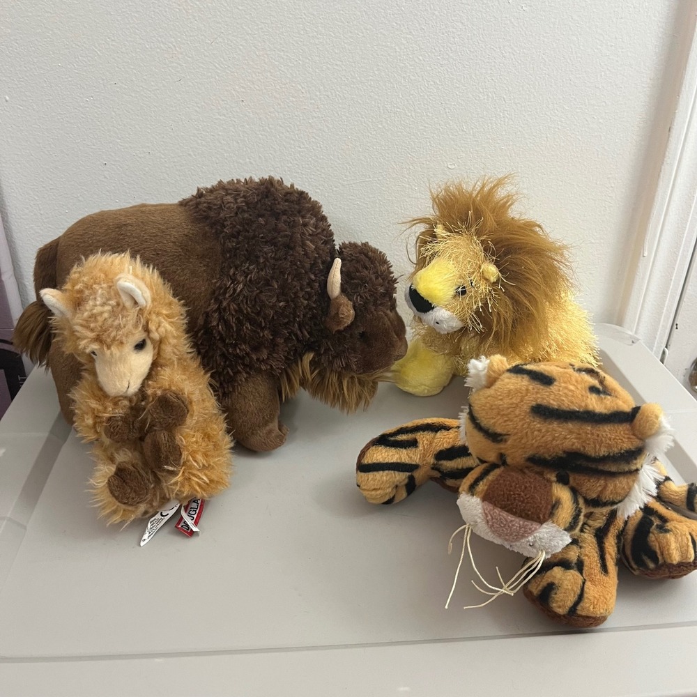 Plush Stuffed Animal Lot Buffalo Llama Lion Tiger 2 Douglas, 2 Webkinz